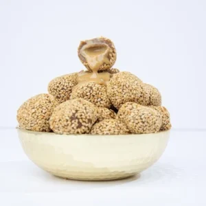 كرات التمر بالسمسم حشوة الطحينه